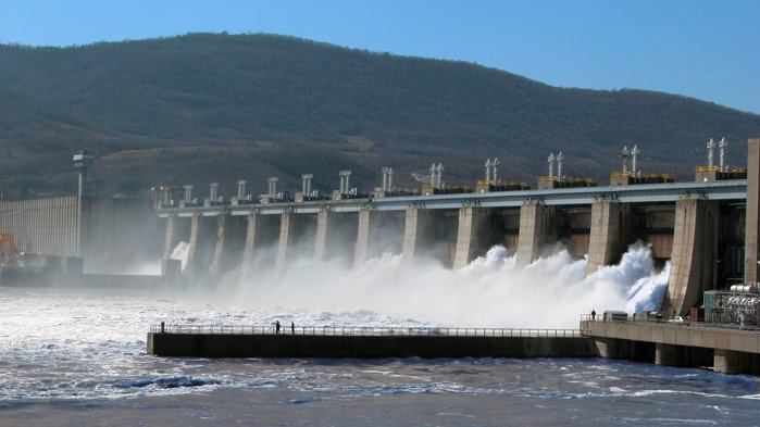 Bursă. Hidroelectrica estimează credite bancare de 4 mld. lei în 2027-2028, pentru a-şi creşte de 2,6 ori investiţiile şi a cumpăra participaţii de 660 milioane de lei pe an