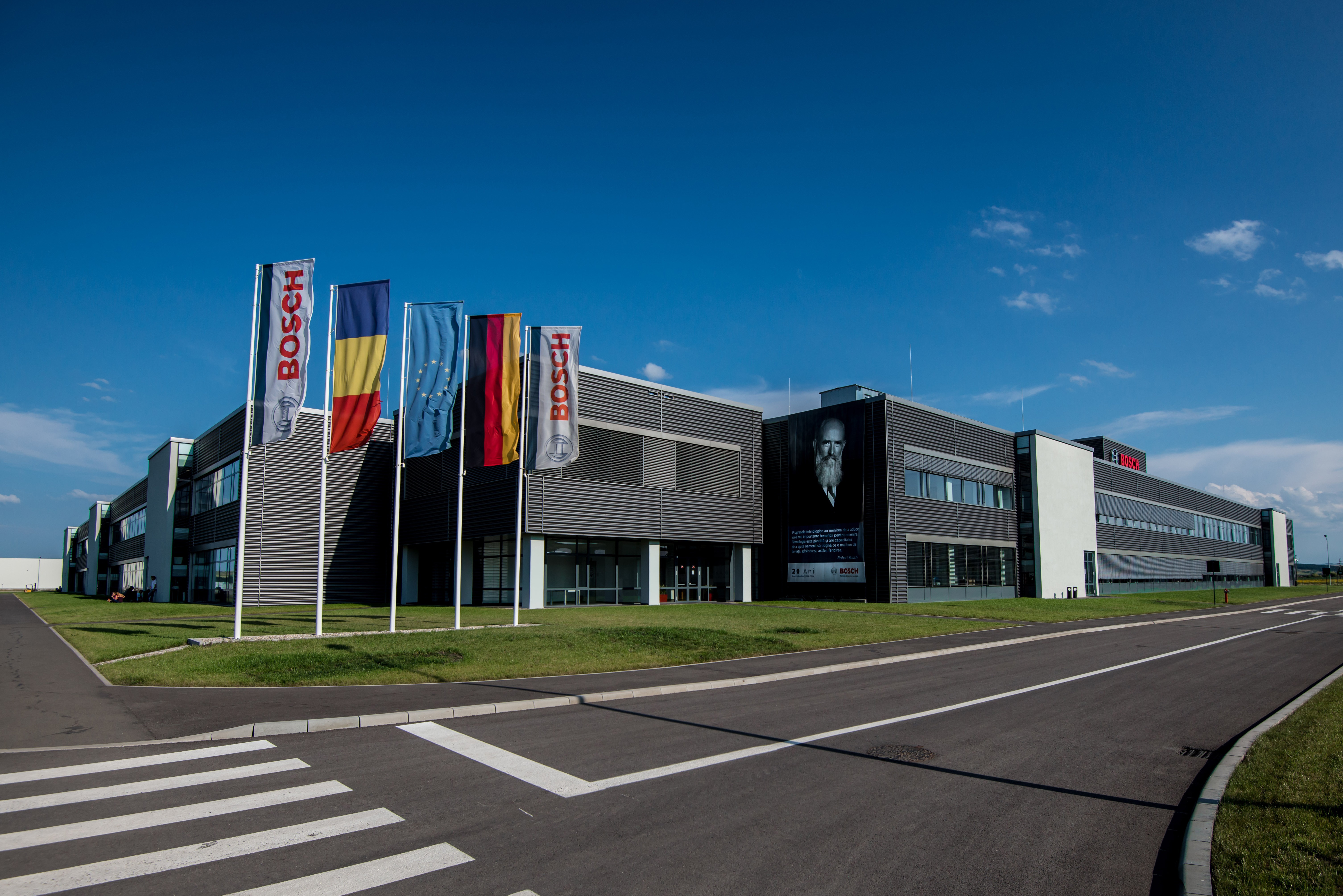 Grupul german Bosch a ieşit la vânătoare de ingineri...