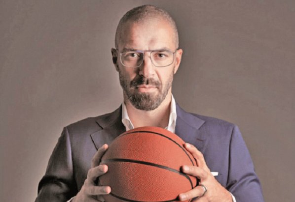 Business sportiv. sport şi antreprenoriat cu Virgil Stănescu, unul dintre cei mai importanţi baschetbalişti români: „Sportul este un model de performanţă. nu îşi dau seama cât de structurat este, câte
