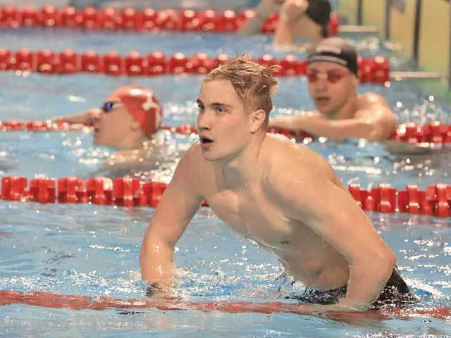 #superstories. Pariul  ZF pe viitorii campioni. Andrei Enache înotător, 17 ani: Reţeta pentru performanţă  constă în consistenţă şi devotament
