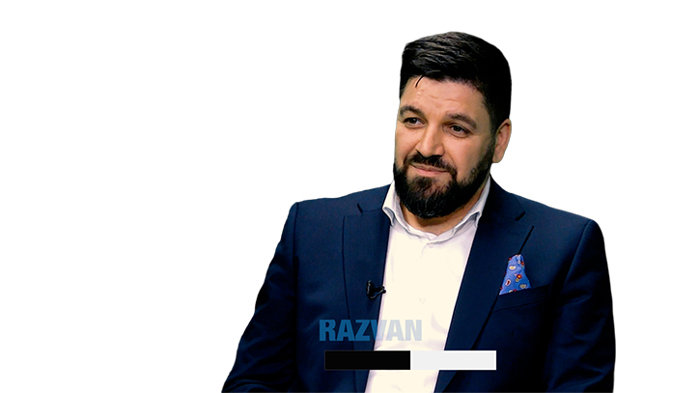 Gen Z. Ce faci cu banii tăi? Un proiect ZF sub umbrela FIT Doi profesori de la ASE explică pe înţelesul tău cum investeşti cu cap în vremuri incerte, de ce contează riscul mai mult decât câştigul rapid şi cum îţi construieşti viitorul financiar, nu doar c