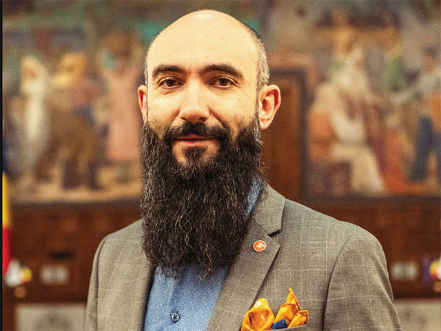 Educaţie pentru liderii de business din consilii de administraţie: companiile mizează tot mai mult pe profesionalizarea boardurilor. Vasile Strat, Bucharest Business School: Companiile româneşti trebuie să devină din ce în ce mai bune şi, pe lângă partea 