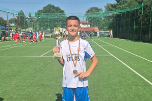 #superstories. Business sportiv. Pariul ZF pe viitorii campioni. Filip Vasile, 11 ani, fotbal: Am înţeles că în sport fiecare copil evoluează în ritmul său şi că, prin muncă şi perseverenţă, pot deveni din ce în ce mai bun