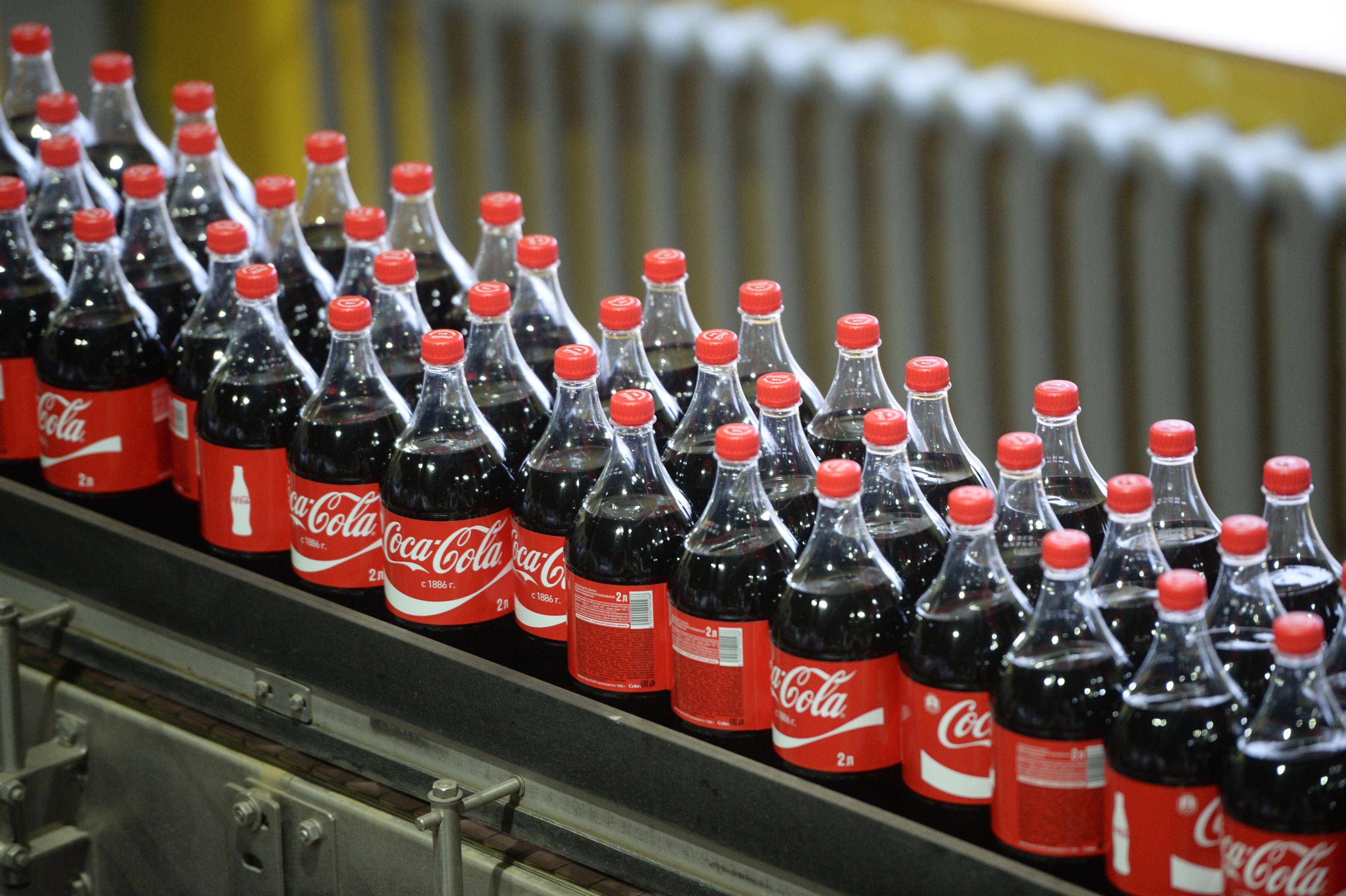 Gustul românilor pentru Coca-Cola nu dispare: îmbuteliatorul Coca-Cola în România a avut afaceri de 2,7 mld. lei în 2019, plus 9%