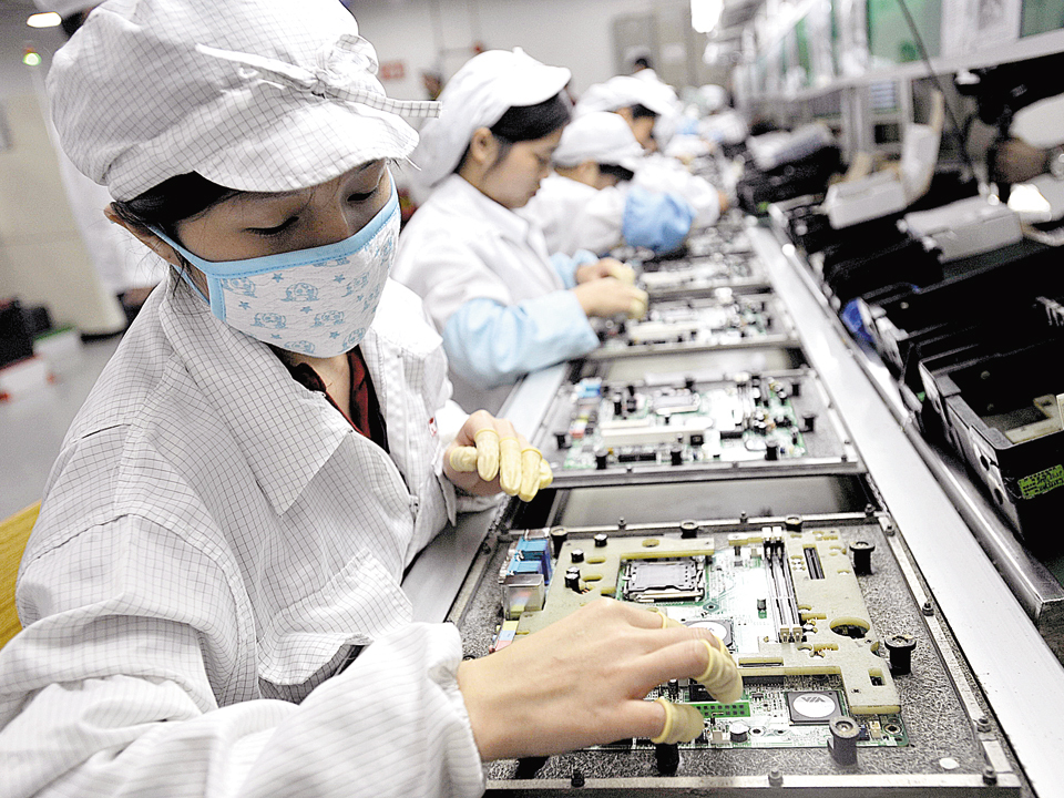 Creşterea uriaşă a Foxconn Industrial s-ar putea extinde pe fondul freneziei AI din China. Acţiunile producătorului de servere AI s-au dublat de la jumătatea lunii ianuarie şi se află încă în creştere