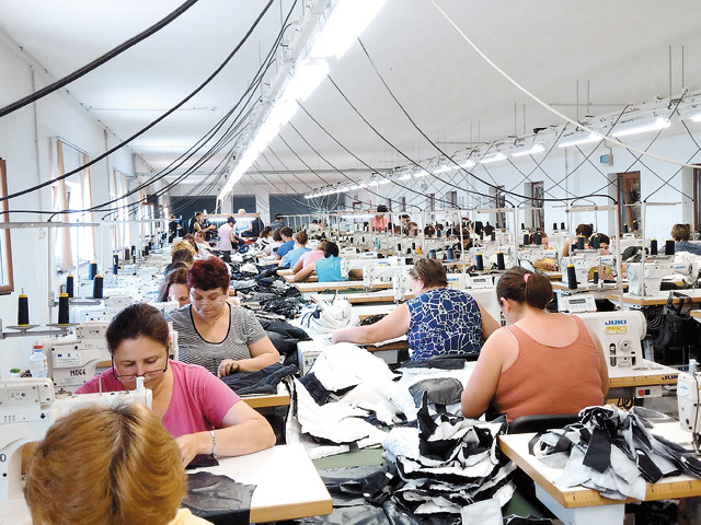  Gatti Textile, o fabrică din Bacău care produce articole de îmbrăcăminte pentru bărbaţi vrea să îşi vândă produsele pe Amazon