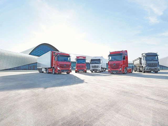 Analiză. Vânzările de camioane revin pe creştere în 2023 şi companiile de transport încep să se uite spre soluţii alternative