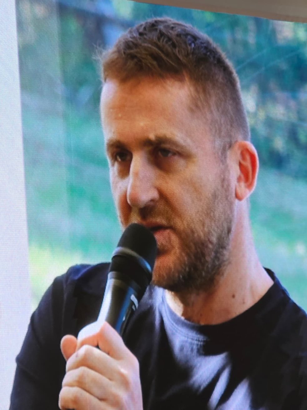 Dan Ştefan, fondatorul Autonom: „Eu nu m-am obişnuit cu ideea asta de firmă mare. Mi-aş dori să nu ne considerăm o firmă mare, ne considerăm un consorţiu de firme mici. Există tradiţii în companiile care funcţionează bine. Există o viziune asupra lumii, care ne duce dincolo de rolul de manager de cifre”