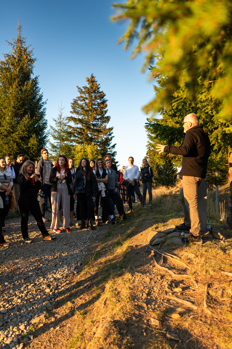 Businessurile şi iniţiativele locale din România s-au ridicat fără ajutorul statului, dar acum este nevoie de punţi pentru a ajunge la nivelul următor. După ce nu vor mai veni banii de la UE, trebuie să ne bazăm pe capitalul românesc, care are nevoie însă de un alt mediu în care să crească
