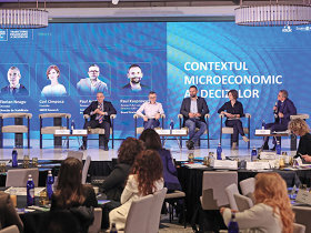 KRUK Summit of Now. Educaţia financiară şi digitalizarea încep să se vadă în creşterea şi diversificarea economiilor şi investiţiilor românilor, dar lipsa planificării îi lasă încă vulnerabili la şocuri. Românii oscilează între prudenţă excesivă şi asumarea unor riscuri financiare pe care nu le înţeleg suficient