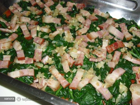 Reţetă mâncare spanac cu bacon