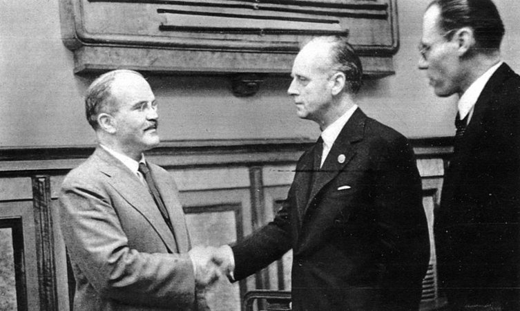 La Congresul al XIV-lea al PCR, Ceauşescu a cerut anularea Pactului Ribbentrop-Molotov (Partea a III-a)