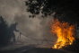 Incendii de pădure în insula Thassos. Turiştii sunt rugaţi să-şi limiteze deplasările