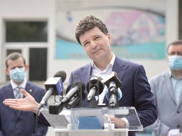 Primăria Capitalei investeşte 300 de milioane de lei în 2021 pentru a reabilita 53 de km din reţeaua de termoficare a Bucureştiului