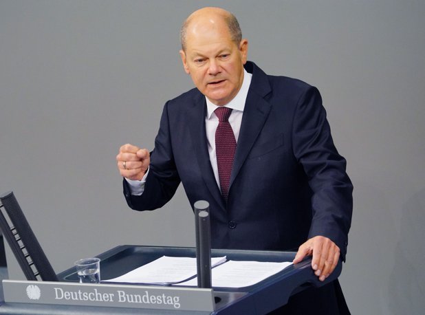 Olaf Scholz a vorbit cu Vladimir Putin despre războiul din Ucraina şi despre relaţiile bilaterale