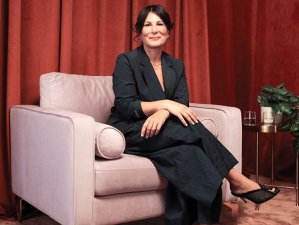 Care au fost cele mai mari provocări cu care s-a confruntat o familie din România în încercarea de a-şi deschide propria afacere? Cum a reuşit să treacă de la marfă cumpărată pe datorie la un business de milioane de euro?