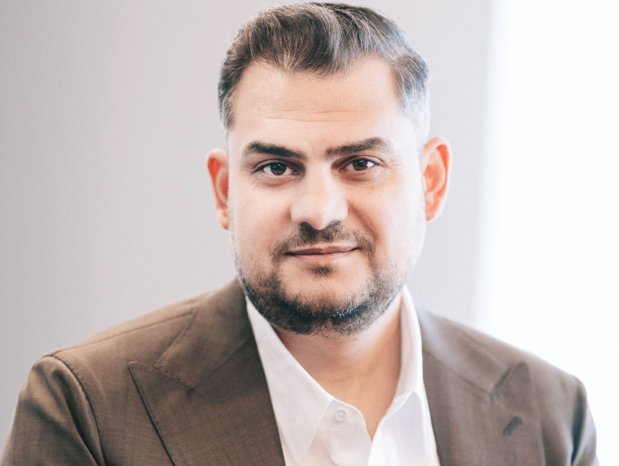 Pariul AJ BRAND pe infrastructura energetică