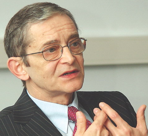 Cristian Constantinescu, şef UNSAR şi fost director Allianz-Ţiriac, propus preşedinte al CSA de PDL în locul Angelei Toncescu