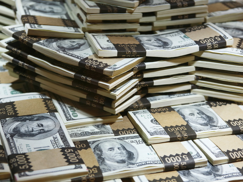 Populaţia deţine 43% din activele financiare la nivel mondial, estimate la 198,1 mii de mld. dolari la finele anului 2010