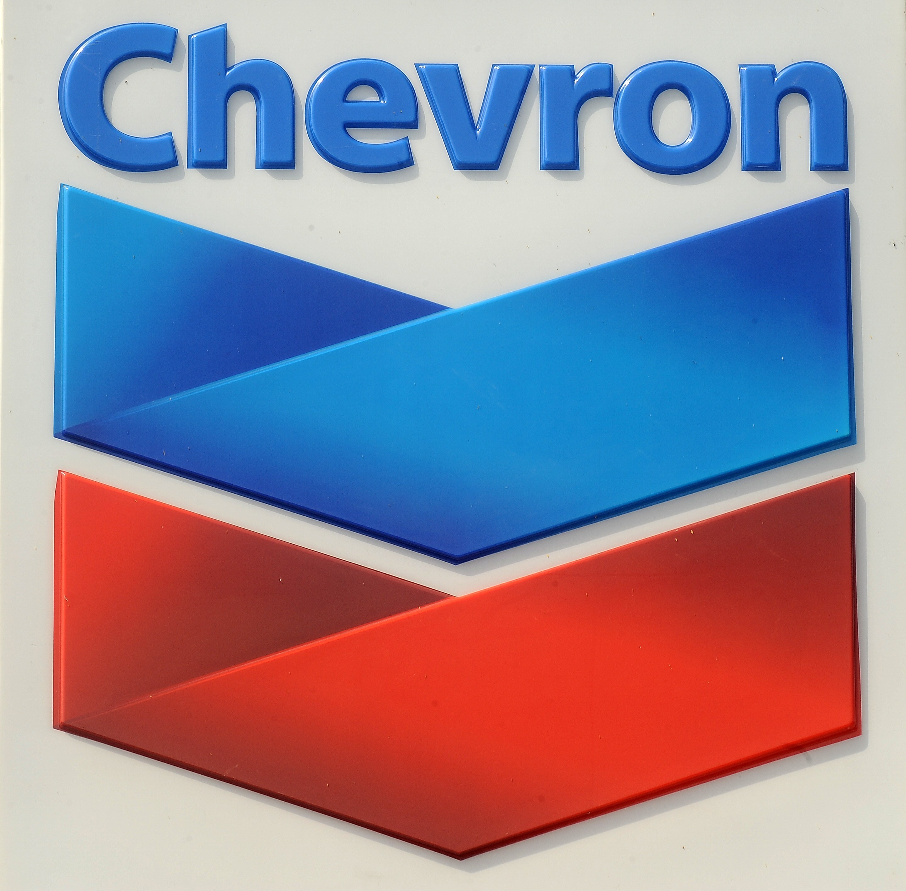 Chevron obţine certificate de urbanism pentru explorarea gazelor de şist din 3 perimetre din Vaslui