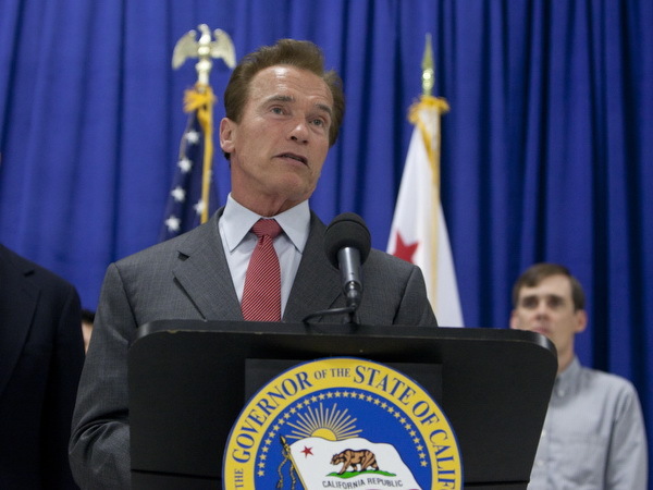 Terminatorul Arnold Schwarzenegger vrea să conducă Uniunea Europeană