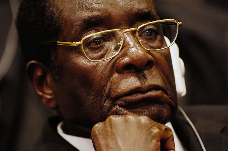Mugabe, preşedintele care cheltuie 2 milioane de lire pe lună pe călătorii în timp ce ţara sa se zbate în sărăcie