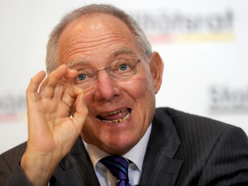 Reacţia Germaniei la reducerea ratingului pentru nouă ţări din zona euro: "Nu suntem chiar surprinşi"