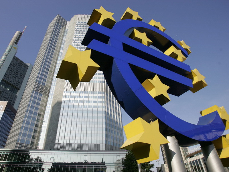 BCE nu vrea să îşi asume pierderi pe datoria Greciei