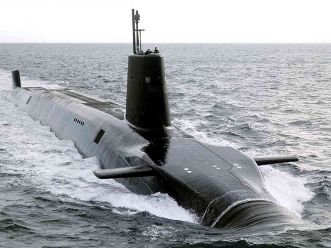 Argentina acuză Marea Britanie că a trimis submarine cu rachete nucleare în Insulele Falkland