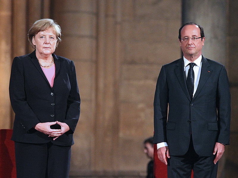 Francois Hollande: "Nicio forţă obscură nu va putea altera prietenia franco-germană"