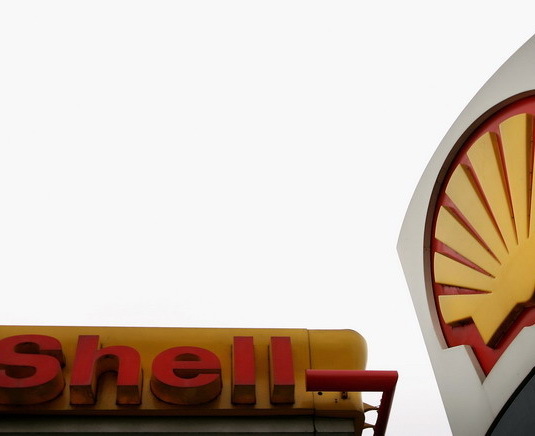 Shell plăteşte "taxe de protecţie" de peste 100 milioane dolari pe an în Nigeria