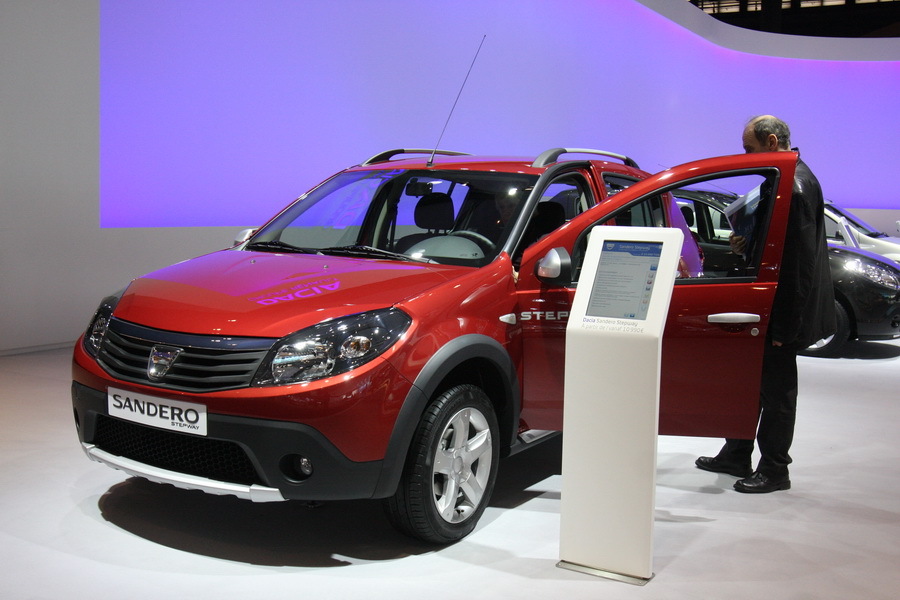 Dacia a lansat modelul în serie limitată Sandero Stepway2, cu preţuri de la 9.700 euro