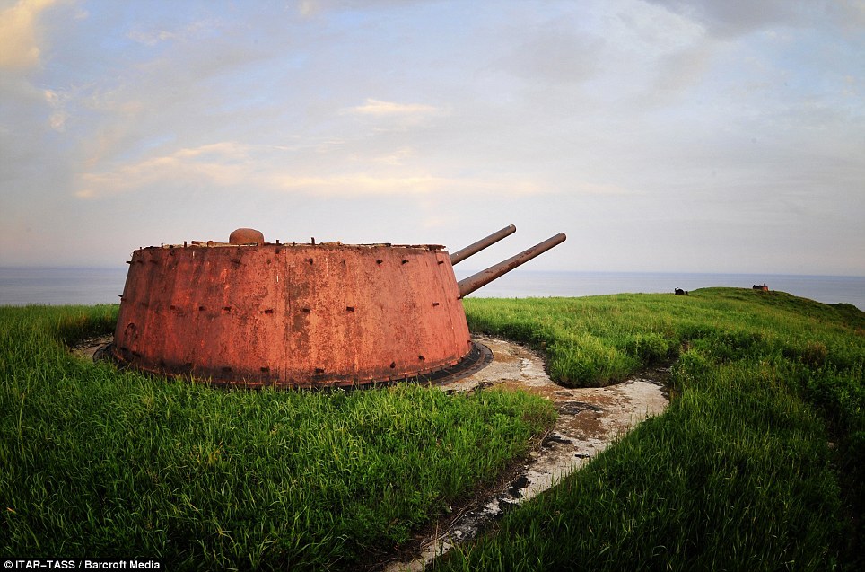 O bază militară secretă din Rusia, aflată pe o insulă, transformată în obiectiv turistic - Galerie FOTO