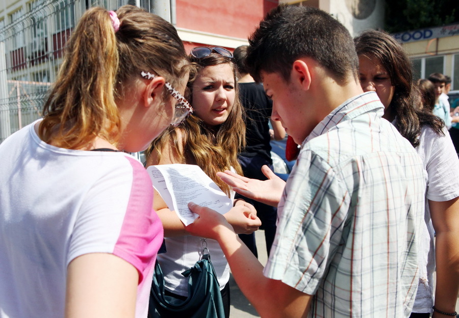  Evaluarea Naţională 2013 în Prahova: 26 de elevi au obţinut media 10, dublu faţă de anul trecut