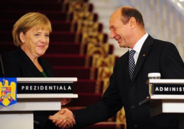 Salariu de conducator. Top 10 al celor mai bine platiti lideri politici ai lumii. Unde se afla Basescu si Boc