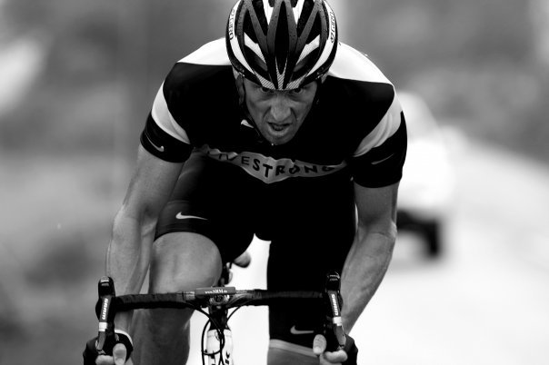 Zi tristă pentru sportul mondial: Lance Armstrong va pierde cele şapte titluri cucerite în Turul Franţei