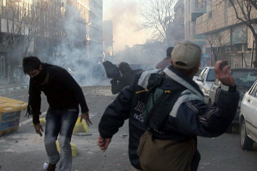 Asalt al forţelor de ordine asupra manifestanţilor din Bahrain, cu urmări potenţial "catastrofale"