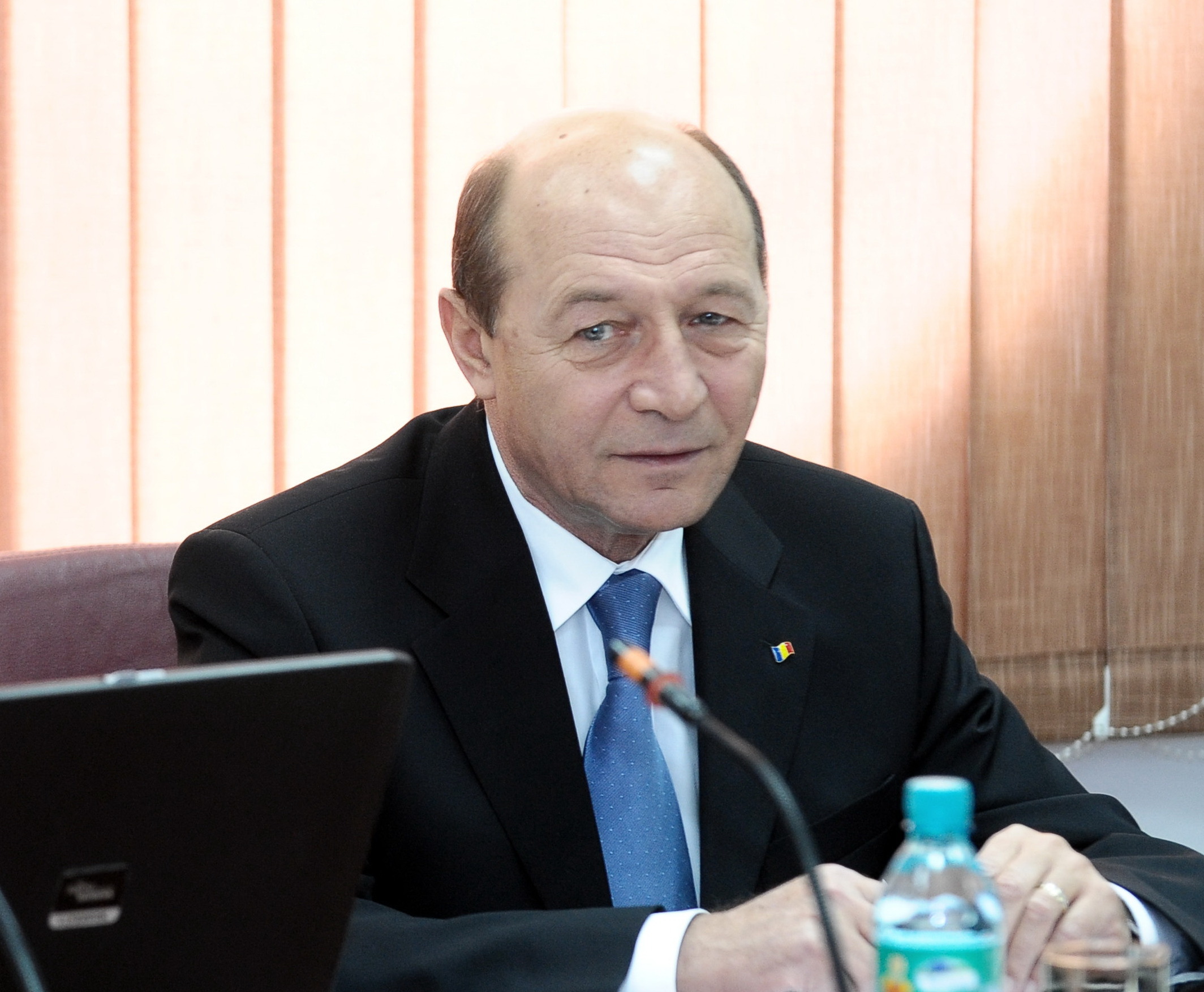 Băsescu respinge numirea lui Niţu şi Irimie în funcţia de procuror general şi de şef al DNA