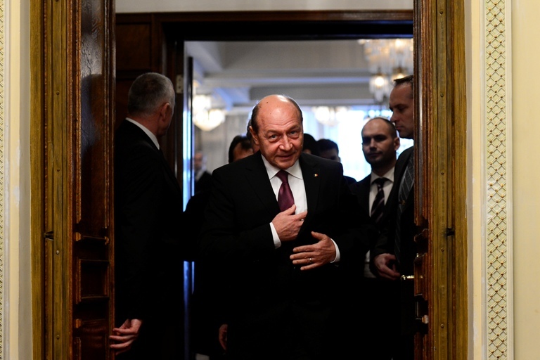 Băsescu a făcut publică scrisoarea privind Schengen, acuzându-i de minciună pe Ponta şi Antonescu