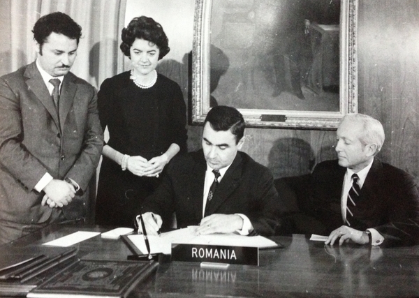 Cum arăta primul acord al României cu FMI, din 1972