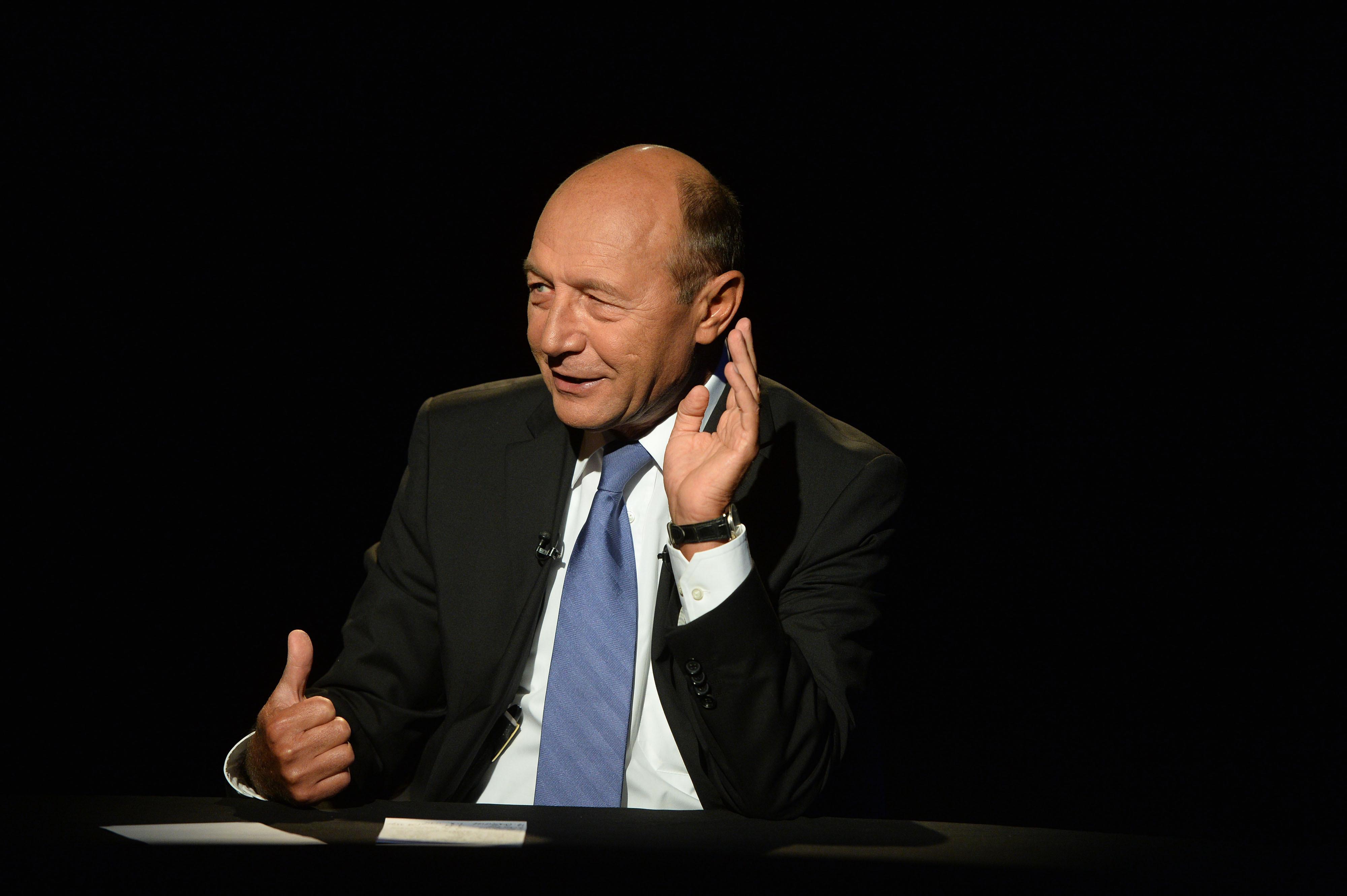 Băsescu: Vicepremierul Oprea poate demisiona spre a fi în actualul Guvern ministru de Interne