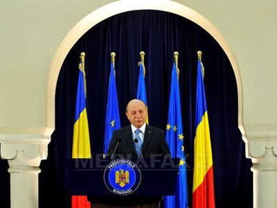 Băsescu: Iniţiativa Parlamentului din Crimeea privind declaraţia de independenţă, ilegitimă