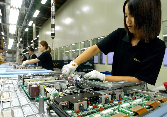 Sclavie modernă la fabricile deţinute de Samsung şi furnizorii săi în Asia - raport