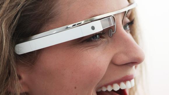 Clienţii Google Glass nu au voie sa împrumute ochelarii decât cu acordul Google