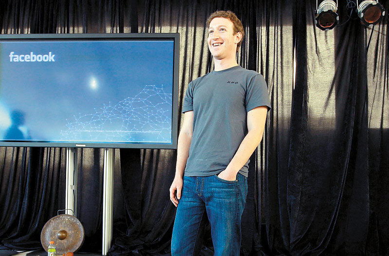Reţeaua de socializare Facebook, de trei ori mai valoroasă decât acum patru ani