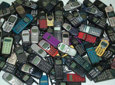 De la celularul de peste 1 kg, la smartphone-urile de astazi. Evolutia telefoanelor mobile din 1973 si pana in prezent
