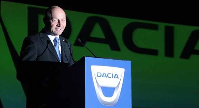 Băsescu: Sper ca Dacia să devină maşina Africii