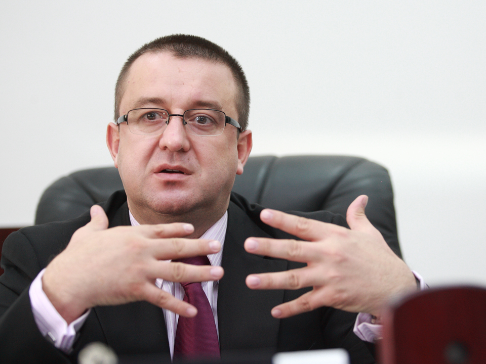 Dosarul „Motorina“ în care Blejnar este judecat pentru fapte de corupţie, returnat la DIICOT Braşov