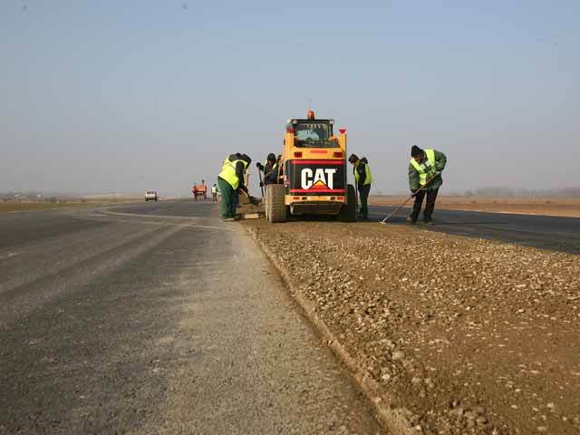 Autostrada Craiova-Piteşti, de 1,7 mld. euro, caută...