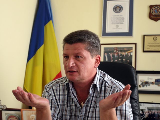 Poliţia Rutieră: Nu am fost solicitaţi la locul accidentului în care a fost implicat Traian Băsescu